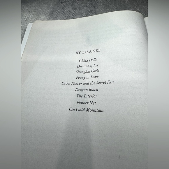 The Tea Girl Of Hummingbird Lane Softcover Book by Lisa See - Picture 5 of 6